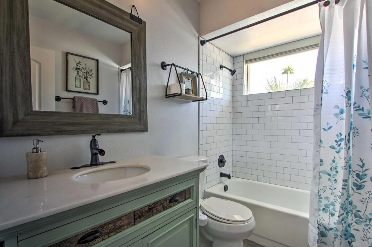 Pet-Friendly Scottsdale Oasis With Pool And Bbq! Villa Phoenix Holiday home