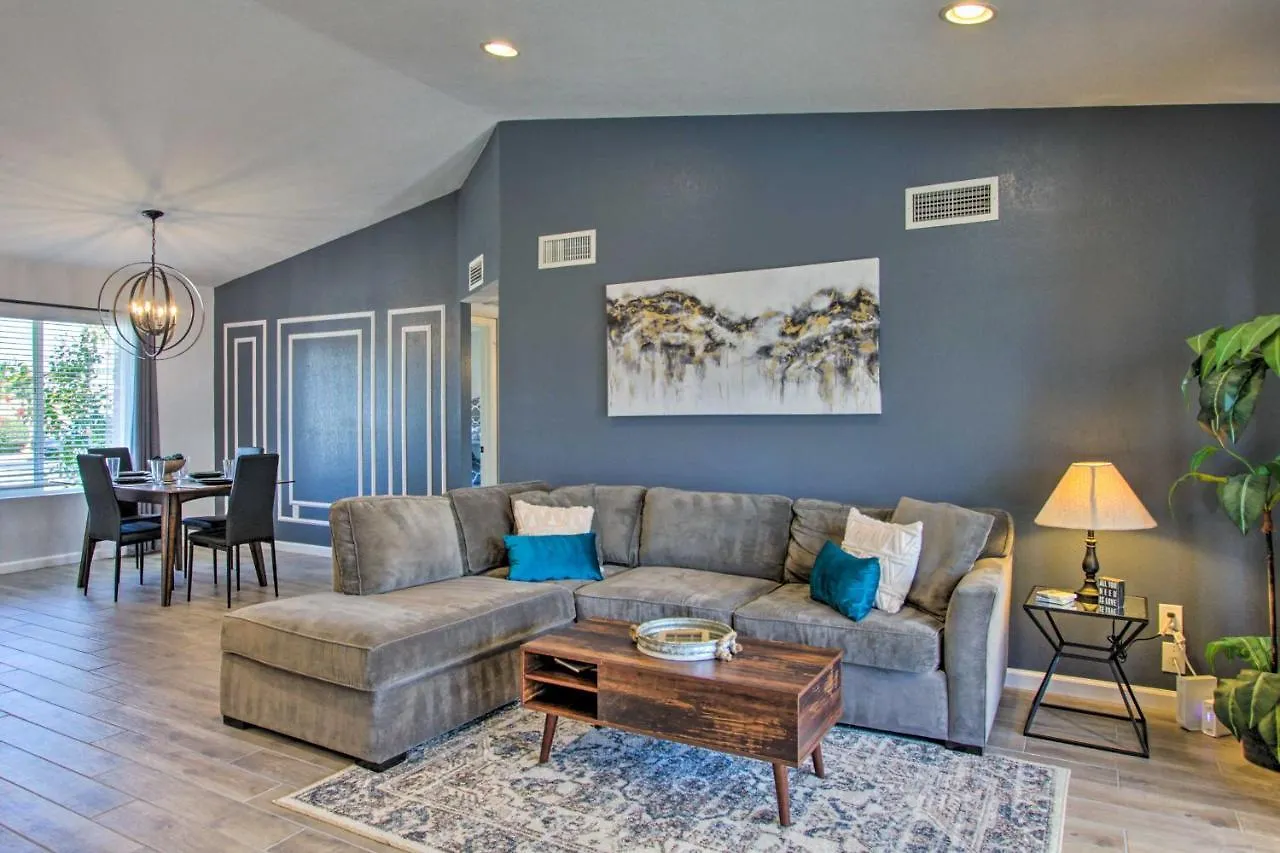 Pet-Friendly Scottsdale Oasis With Pool And Bbq! Villa Phoenix Holiday home